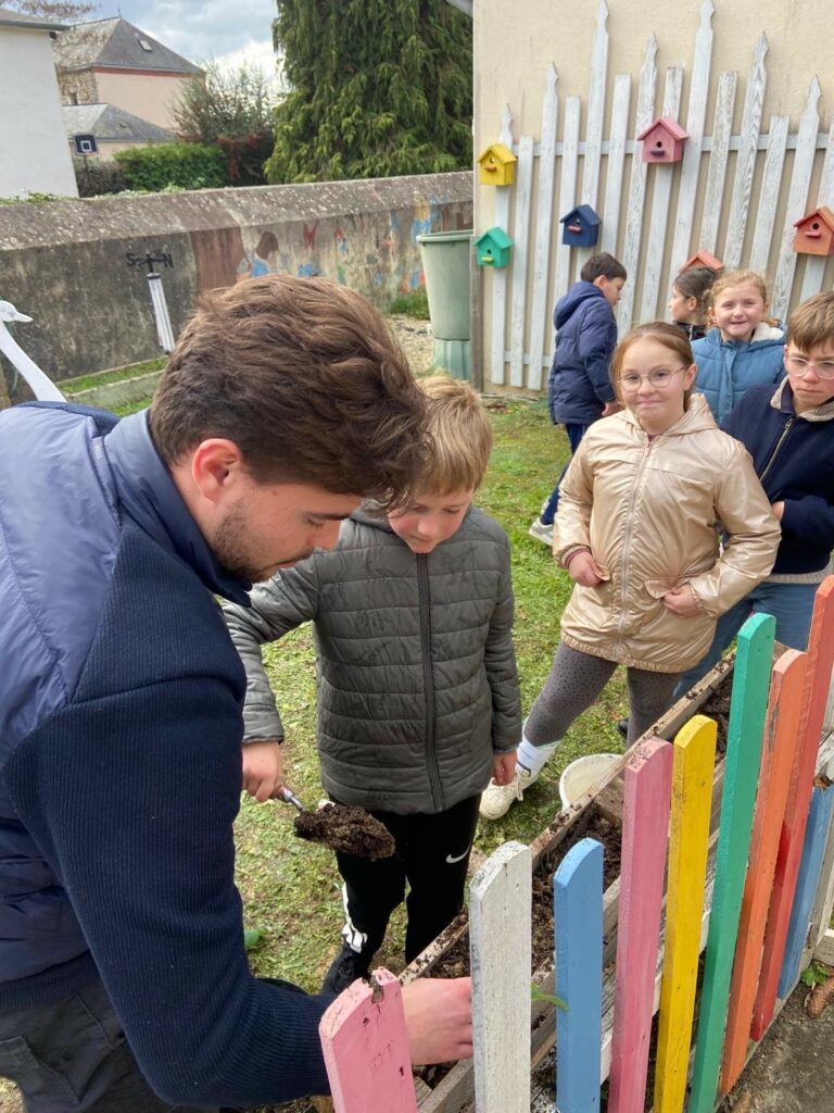 9645d143 560b 4dd9 B43b Dfb43aea2c04